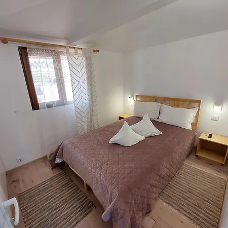 Casa Anne בית הארחה מנגליה